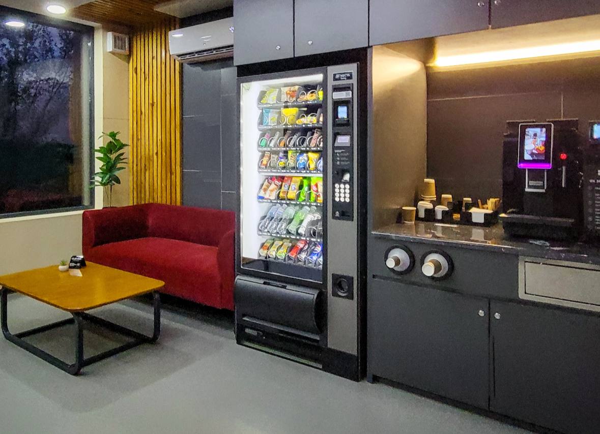 МОНОХАБ GO TO-U, зона відпочинку