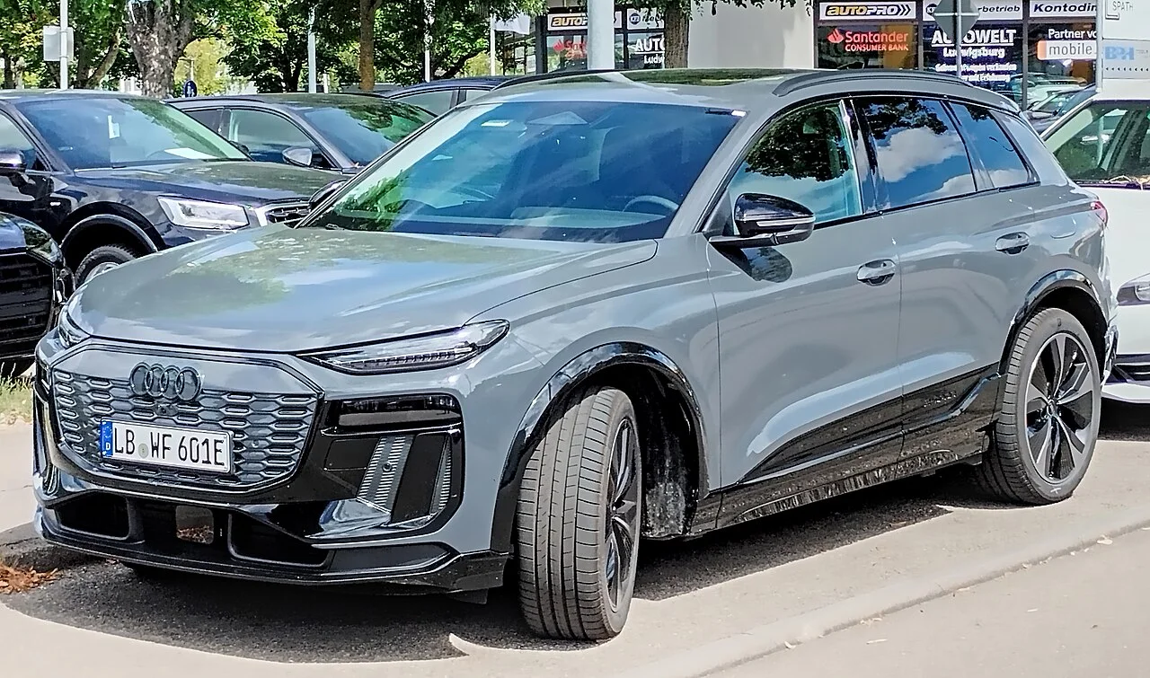Audi SQ6 e-tron
