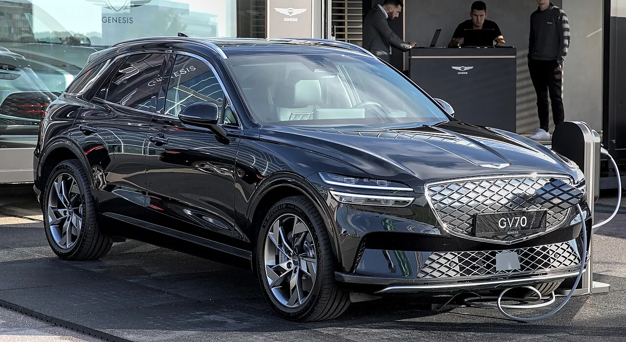 Genesis Electrified GV70