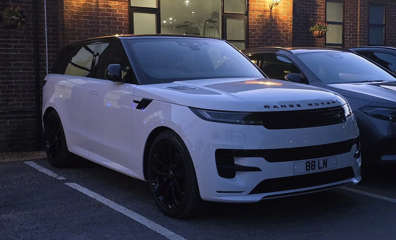 Range Rover Sport Dynamic SE PHEV, L461, 2024