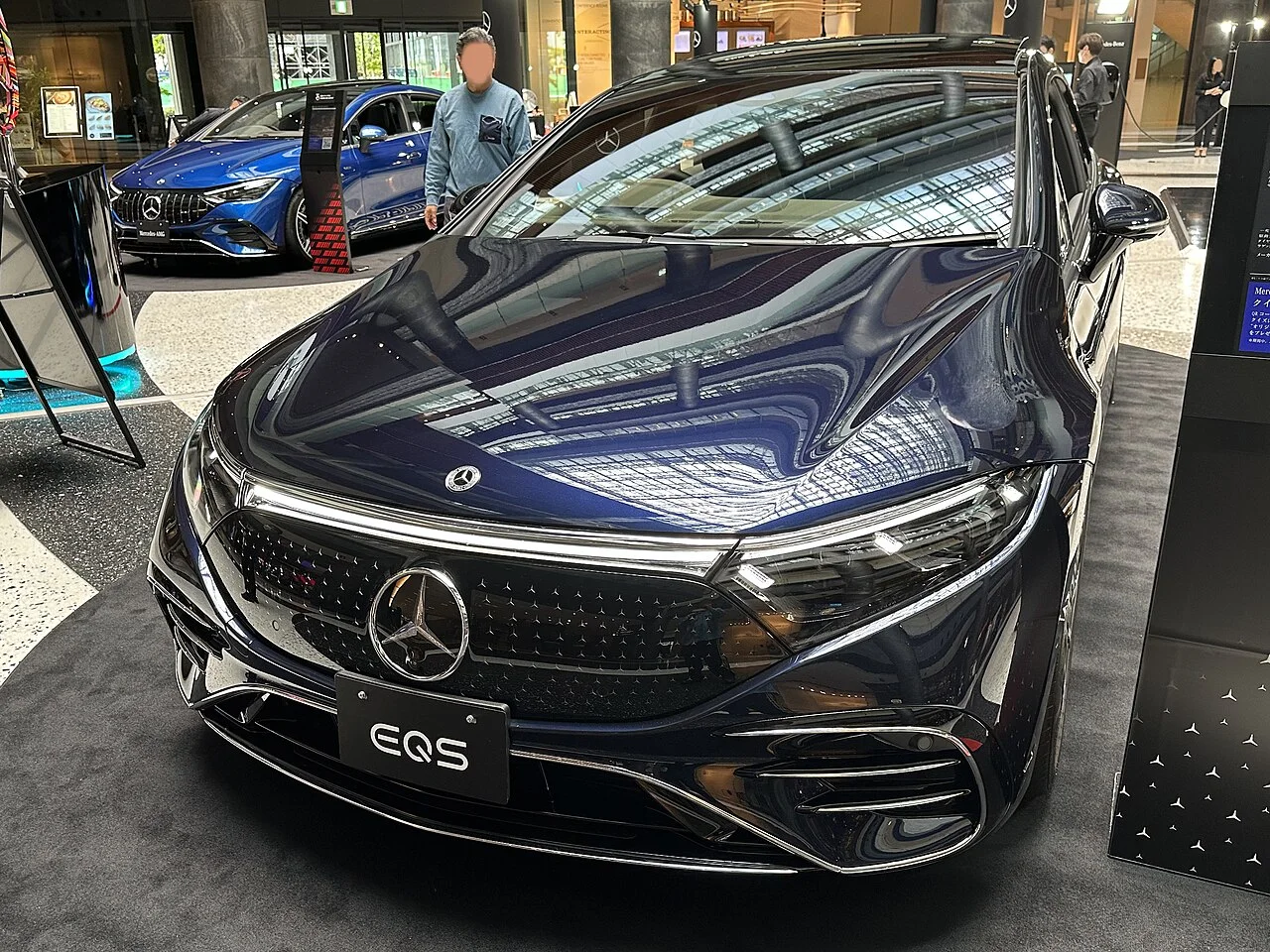 Mercedes-Benz EQS