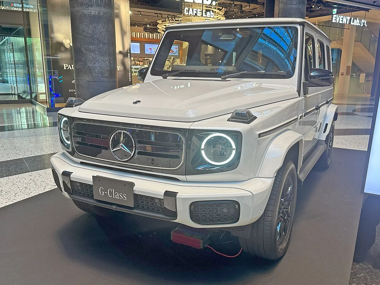 Mercedes-Benz G 580 with EQ Technology