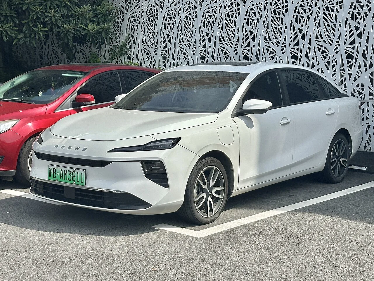 Roewe D6