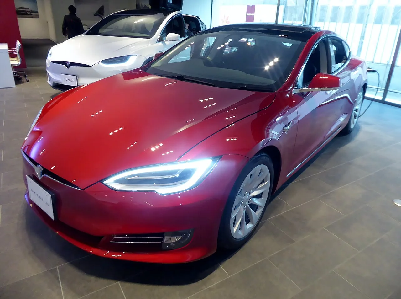 Tesla Model S P100D, рестайлінг 2016–2020