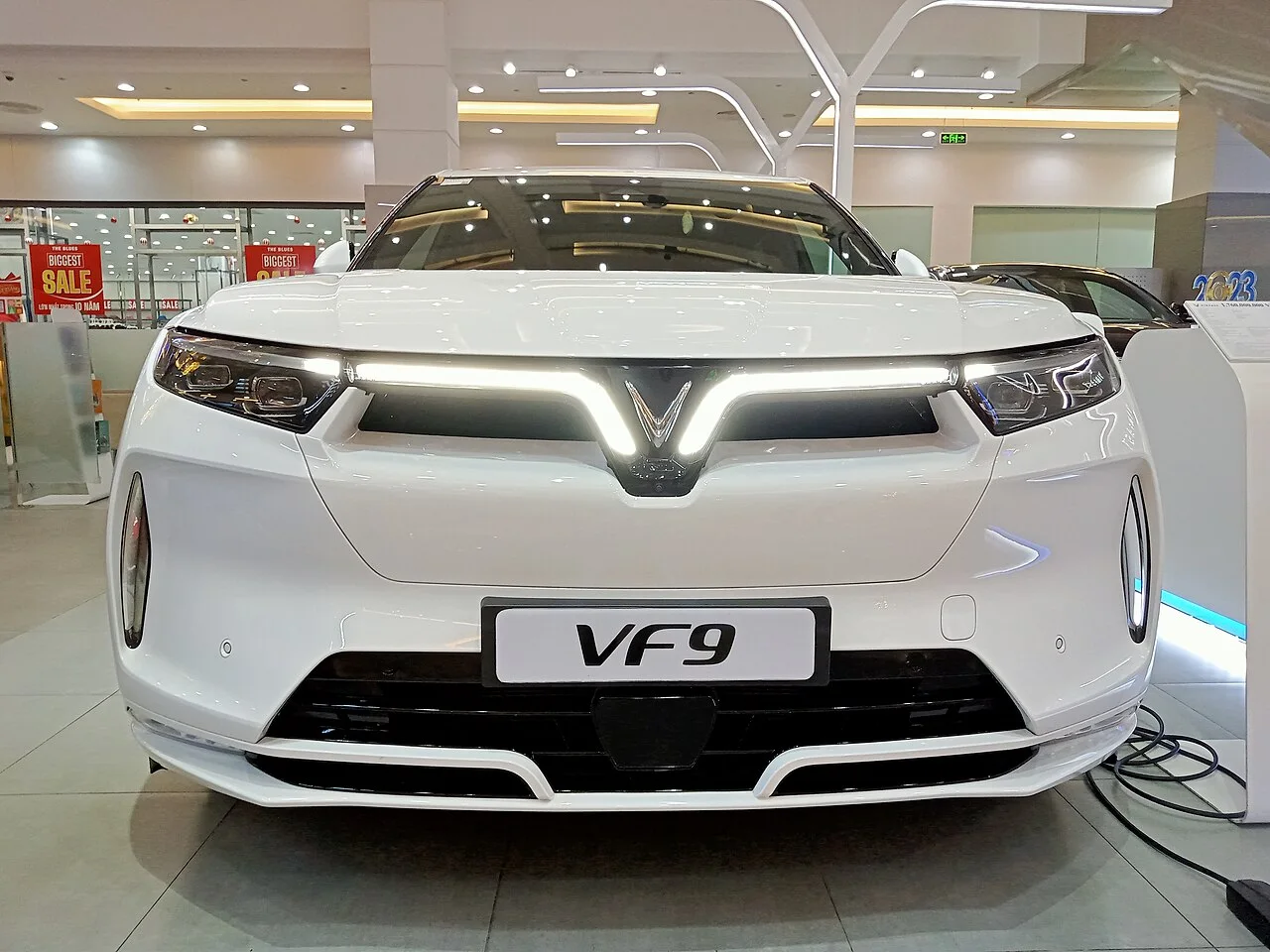 VinFast VF 9